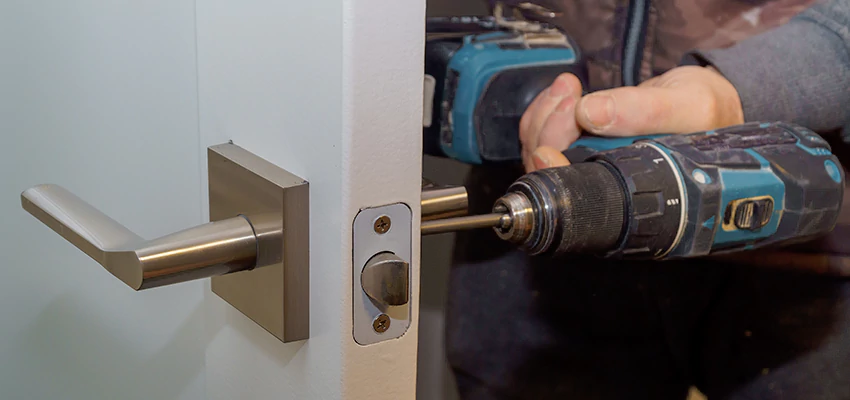 Broken Door Handle Lock Repair in Phelan, California