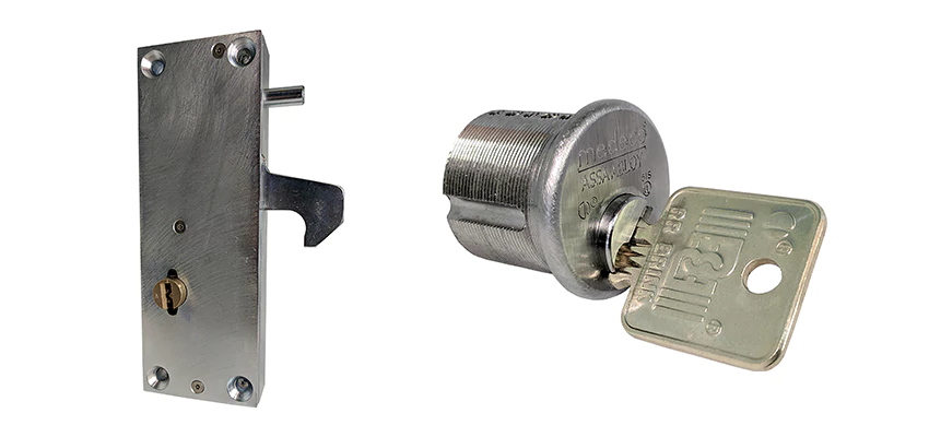 RR Fence Gates Brink Locks Repair in Phelan, California