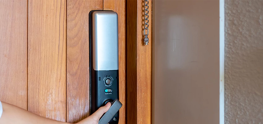Home Security Electronic Locks Upgrades in Phelan, CA